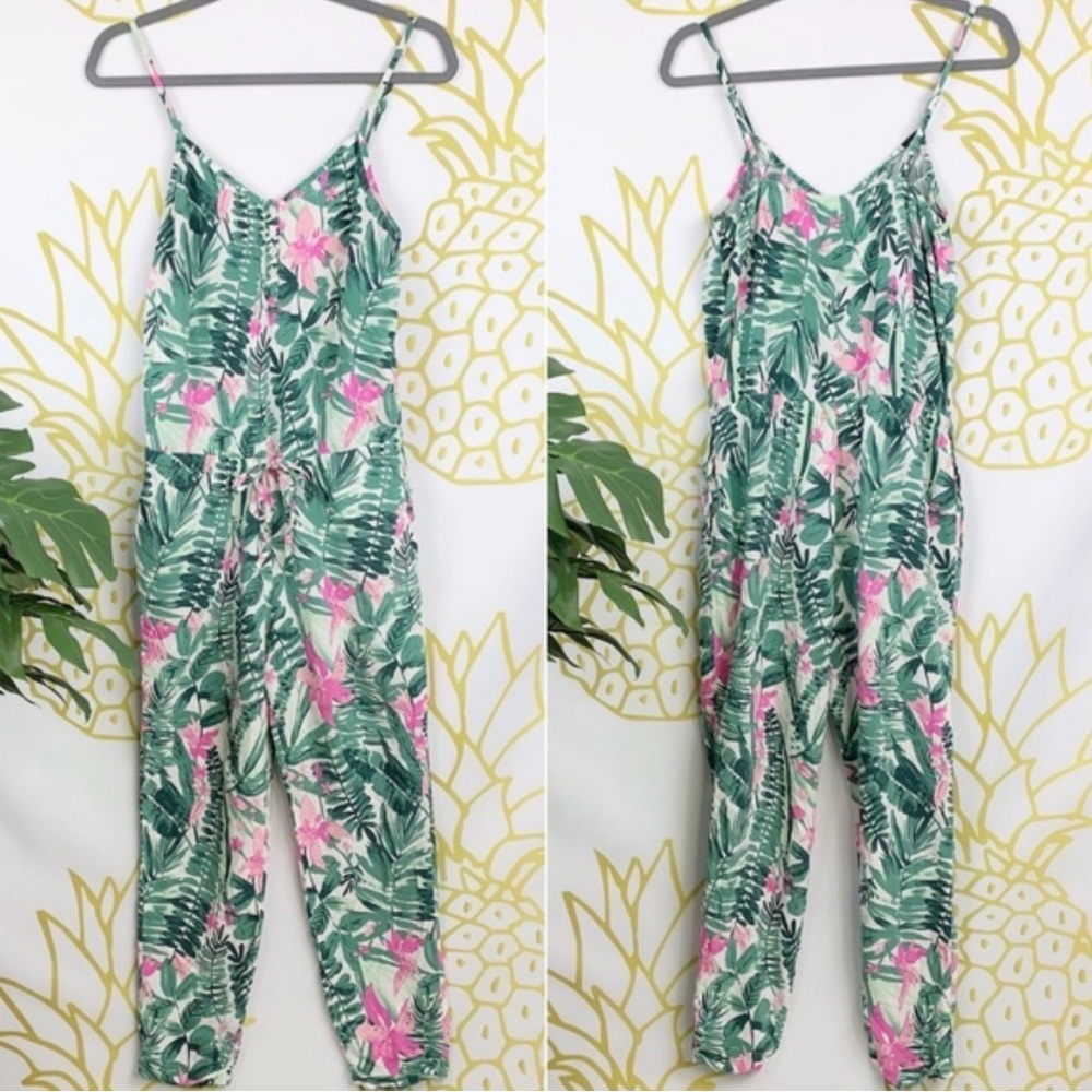 Resortwear Tropical Green and Pink Jumper Minimalist Casual - Picture 2 of 4